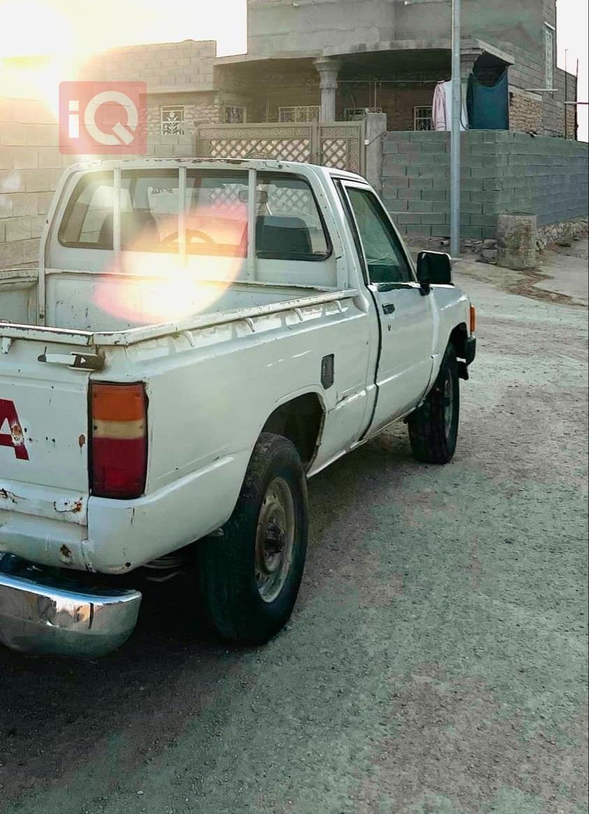 تويوتا هايلوكس